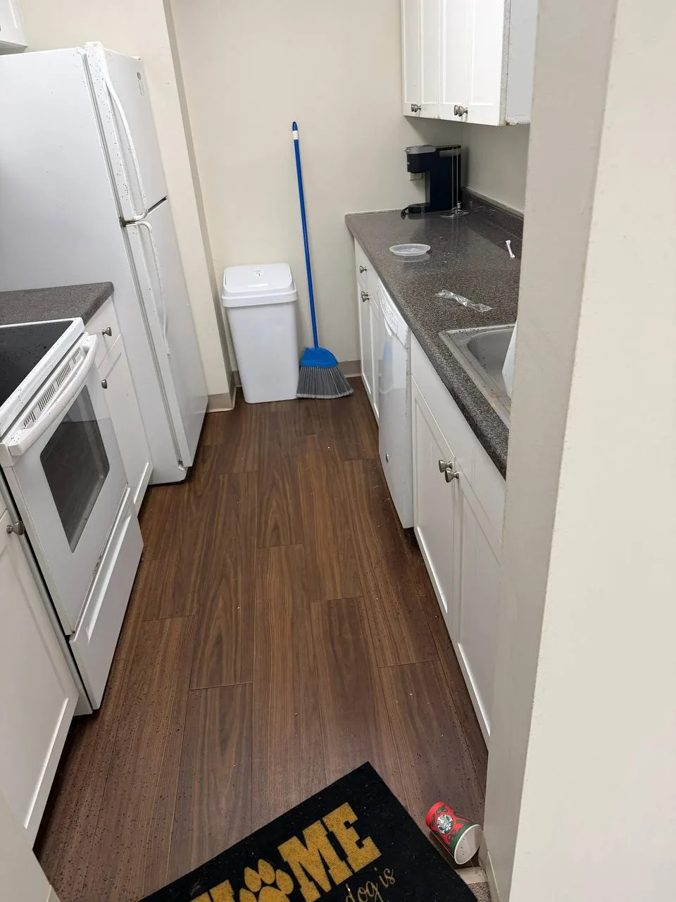 A kitchen cleaned by the Betelmir Cleaning Services team